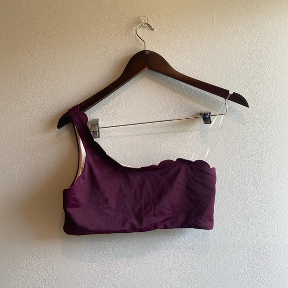 NWT CHELSEA28 Scallop One-shoulder Bikini Top in Purple Nectar Size M - Picture 2 of 7